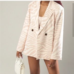 Boohoo beige zebra print blazer